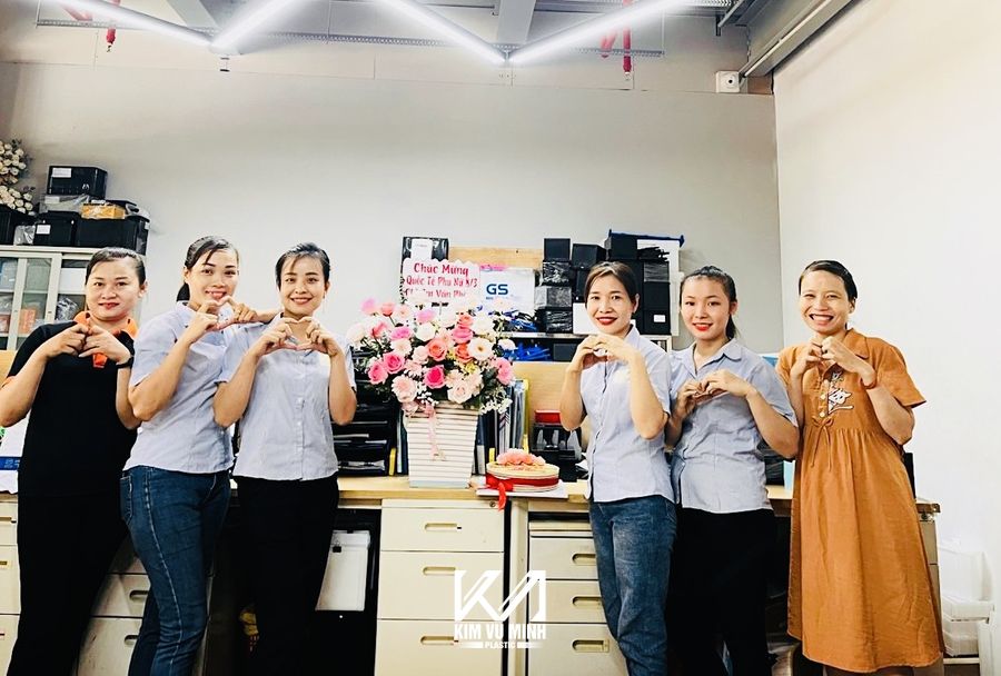 Công ty TNHH Kim Vũ Minh chúc mừng ngày “Quốc tế Phụ nữ 8-3”