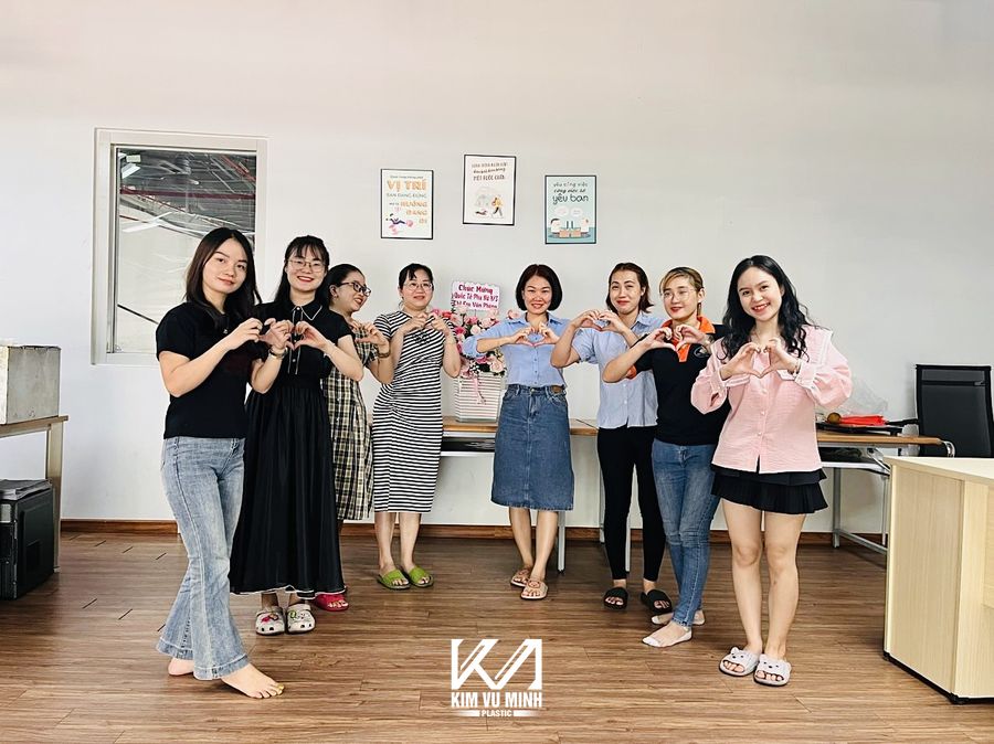 Công ty TNHH Kim Vũ Minh chúc mừng ngày “Quốc tế Phụ nữ 8-3”