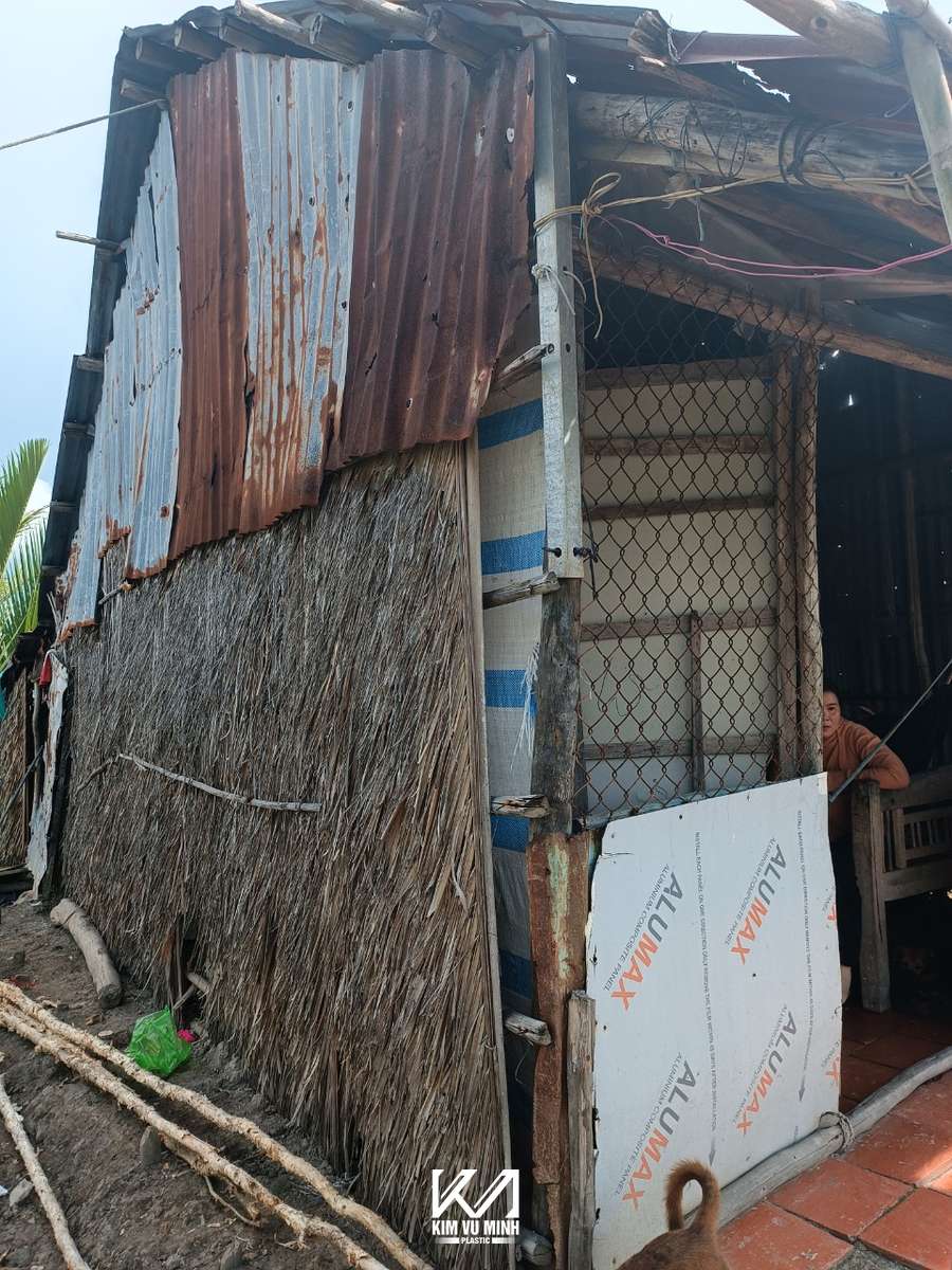 Công ty TNHH Kim Vũ Minh chú trọng “An sinh xã hội”, chia sẻ giúp đỡ hoàn cảnh khó khăn của bà con tại huyện U Minh - tỉnh Cà Mau.